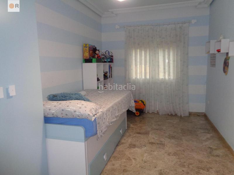 Foto 295a4bcd-4238-434e-81fa-c07773127390. House with heating parking pool in Sector Sur Córdoba