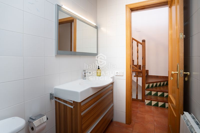 Foto 6d4482b6-972b-4fa8-b360-df2d12d56160. Casa aparellada amb xemeneia calefacció aparcament a Sant Pere de Ribes