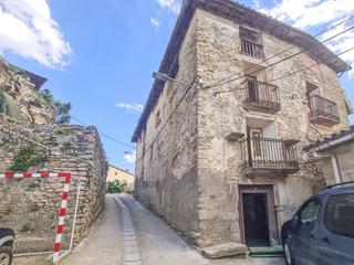Casa  N/a. Gran casa de pueblo con terraza y vistas en benavente de aragn