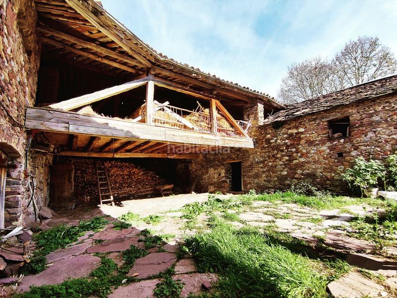 Foto 9d232324-e9ba-43a1-96be-aaf2707a75f1. Casa con parcheggio in Laspaúles