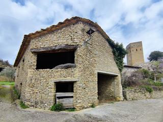 Edifici  N/a. Borda de piedra con jardin en venta en luzas