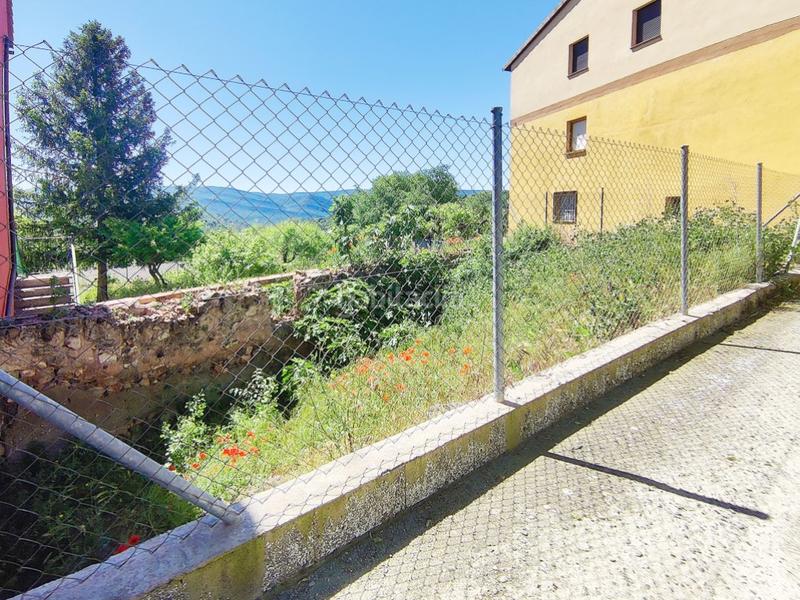 Foto 2ec4bebf-f080-4672-8013-bba40219a84d. Maison avec parking dans Puebla de Castro (La)