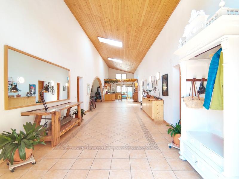 Foto a3a7bace-6d4a-4446-932f-b26d18072c69. Haus mit parking in Lascuarre