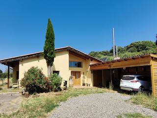 Casa en Lascuarre. Gran casa en finca de 20.000 m2. 445m2 de vivienda en una sola p
