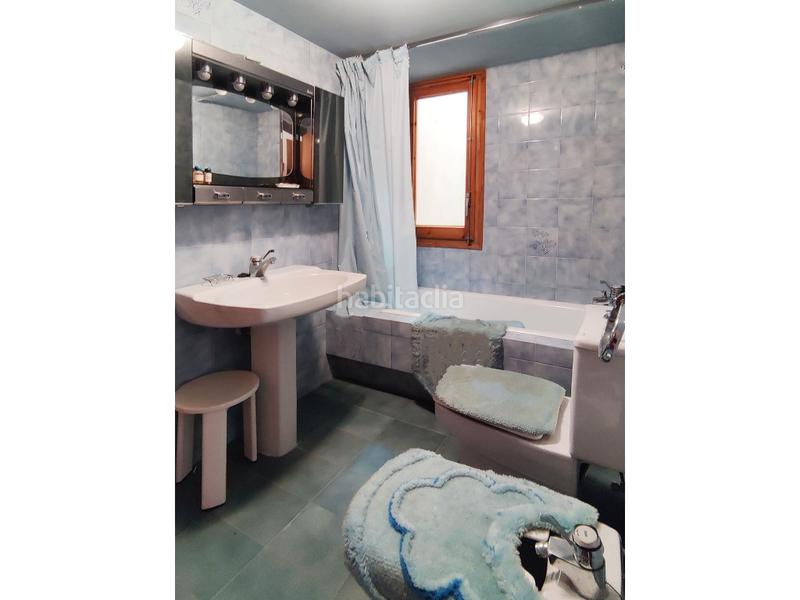 Foto b488bcd4-4303-47ce-aebc-20b3dbe50e67. Casa con parcheggio in Capella