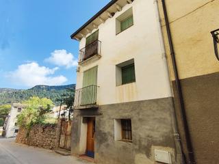 Casa  Calle benasque. Casa completamente rehabilitada en santaliestra