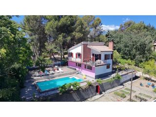 Casa  Calle juan soler lama. Chalet con piscina en venta en urbanización barasona