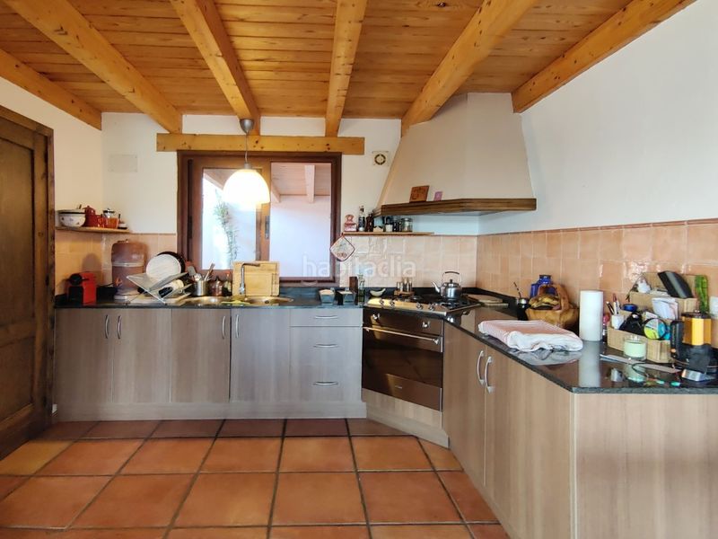 Foto d214cee1-1d09-43cb-9088-069ce51244bb. Casa a Lascuarre