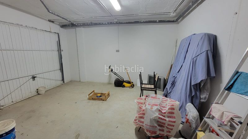 Foto 0f36b827-ce1f-4b33-9916-c04a42a34c70. Casa aparellada amb aparcament piscina a Chilches