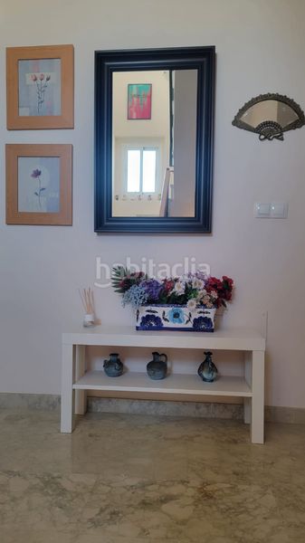 Foto f97f5aea-2ab6-4756-bd36-95c43df61df1. Casa aparellada amb aparcament piscina a Chilches