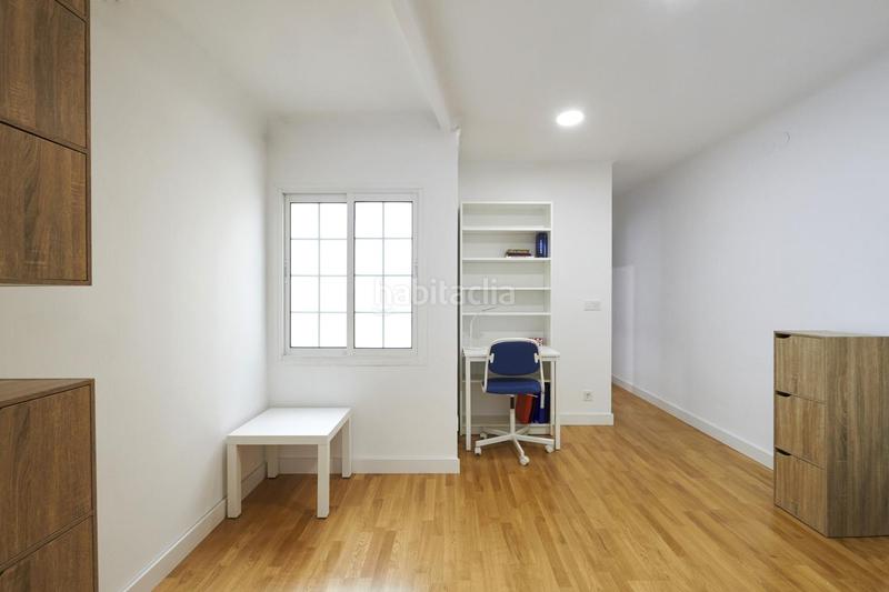 Foto ac150706-678d-4b49-85e4-44b3cfa9864c. Piso acogedor piso reformado a estrenar en canyelles ideal para parejas o inversión en Barcelona