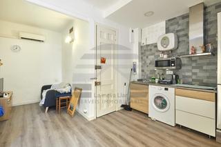 Etagenwohnung  Carrer de salamanca. Piso en la barceloneta muy cerca de la playa