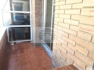 Pis  Carrer de vallhonrat. Piso con licencia turística y plaza de parking