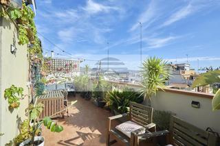 Appartement  Carrer de lluís marià vidal. Magnífica vivienda con doble orientación