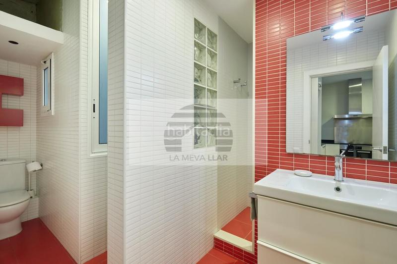 Foto ec9753fe-53ee-4aef-9e2f-59dea335b75d. Appartamento in El Poble Sec - Parc de Montjuïc Barcelona