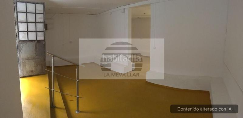 Foto 37367bad-5955-4774-a234-5bce2a408e98. Planta baixa a Raval Barcelona