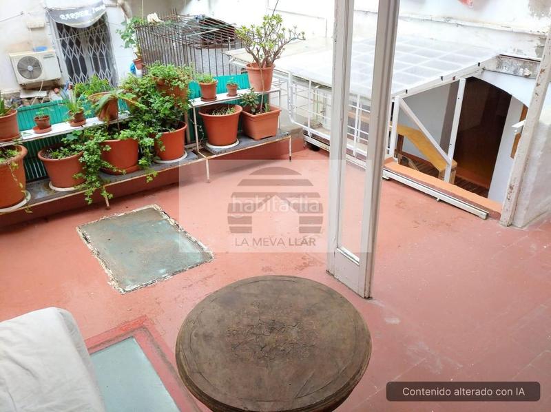 Foto b1600883-aa95-4efa-a0d0-71f647717564. Planta baixa a Raval Barcelona