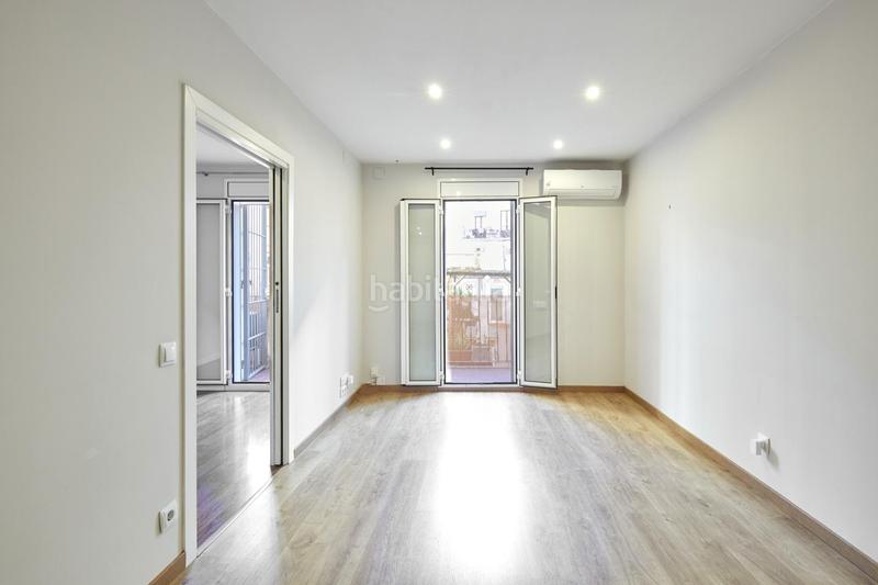 Foto 4255e67c-4bb4-4952-be75-672b37856a26. Appartamento in El Poble Sec - Parc de Montjuïc Barcelona