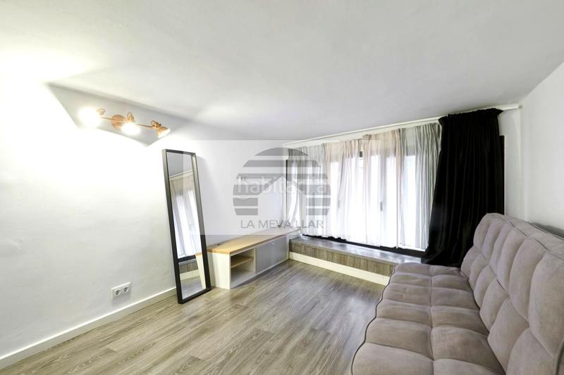 Foto d02a353e-e4d2-4388-9c22-deb5c24a21e4. Planta baja reformado y amueblado en El Poble Sec - Parc de Montjuïc Barcelona