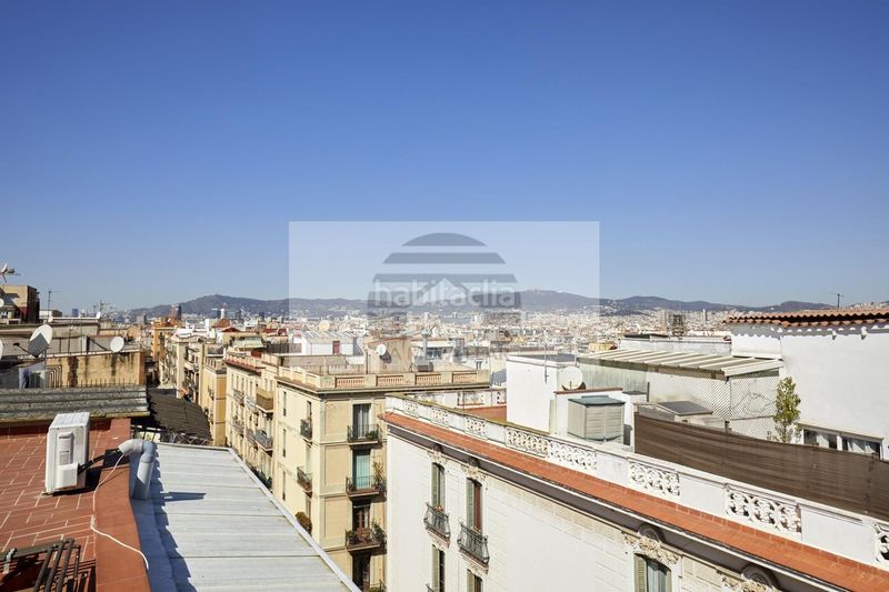 Foto cb539c1d-37f0-4d25-b649-73e655656872. Àtic a El Poble Sec - Parc de Montjuïc Barcelona
