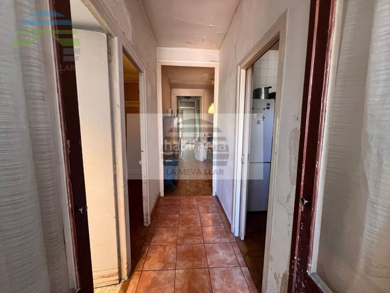 Foto 4d7becb7-8500-4e6e-a5f7-167a37a21ca5. Pis a Sant Antoni Barcelona