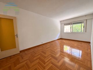 Piso  Calle vila i vila. Piso en venta en una de las mejores zonas de poblesec