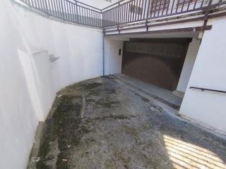 Parking voiture à Boriñaur plaza 13. Garaje cerrado grande