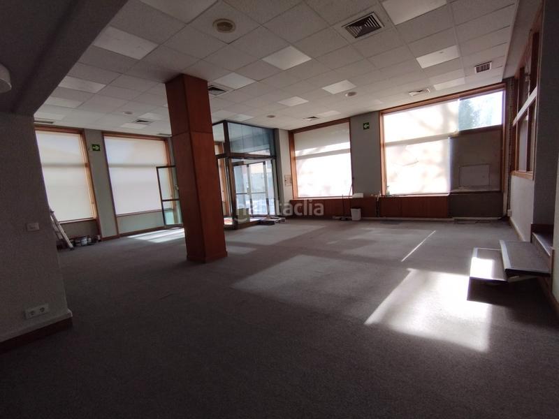 Foto 8eb236e1-ff36-4015-9efd-f8a4c8e92145. Lloguer local comercial a etxegoien kalea 1 a Amurrio