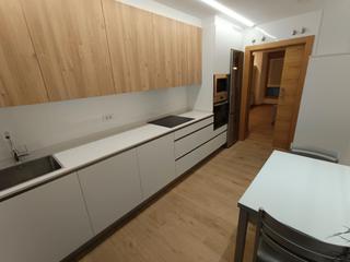Affitto Piccolo appartamento in Urrutia jauregiko landa plaza 4. Apartamento centro amurrio