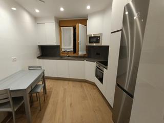 Miete Appartement in Elexondo kalea 16. Obra nueva a estrenar centro con garaje cerrado