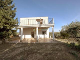 Xalet a Palomar. Casa de campo a la venta en el palomar