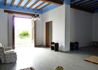 Xalet a Benifairó de la Valldigna. Villa en venta en benifairó de la valldigna