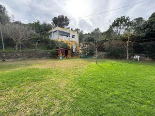 Xalet a Benirredrà. Chalet de venta en gandía