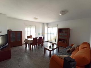 Pis a Oliva Pueblo. Piso en venta en oliva