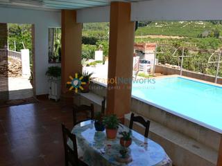 Chalet à Urbanitzacions i Pedanies Sud. Chalet de venta en alzira