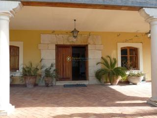 Masia a Sant Rafael