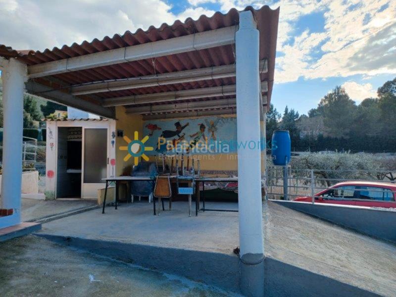 Foto bd58af08-f321-4869-b8af-e1cd57944645. Chalet avec cheminée parking piscine dans Sant Rafael Ontinyent