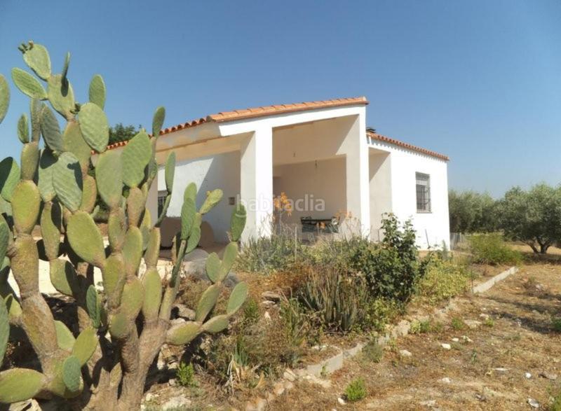 Foto 1075e66a-92ff-4cee-92b8-ea65c086d649. Chalet  muy bien ubicado en Agullent