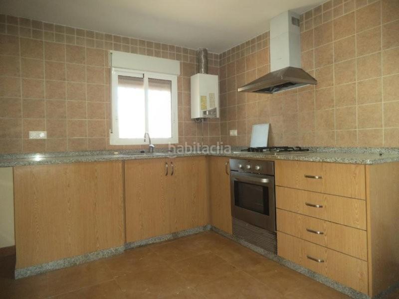 Foto 423d97e5-4f15-4975-9646-ac7b346ad916. Chalet  muy bien ubicado en Agullent