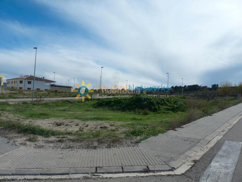 Foto 75af11ef-ebda-4c5d-b786-4e9a1b57a273. Residential plot in Montaverner