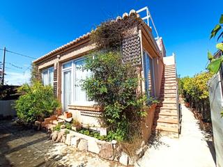 Chalet in Oliva Playa
