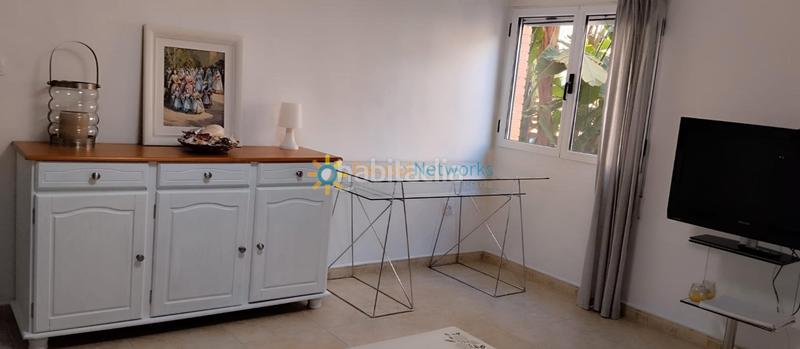 Foto b4b560e7-d4bc-40de-b2b8-17a6b2003c90. Alquiler planta baja  en alquiler en playa en Oliva