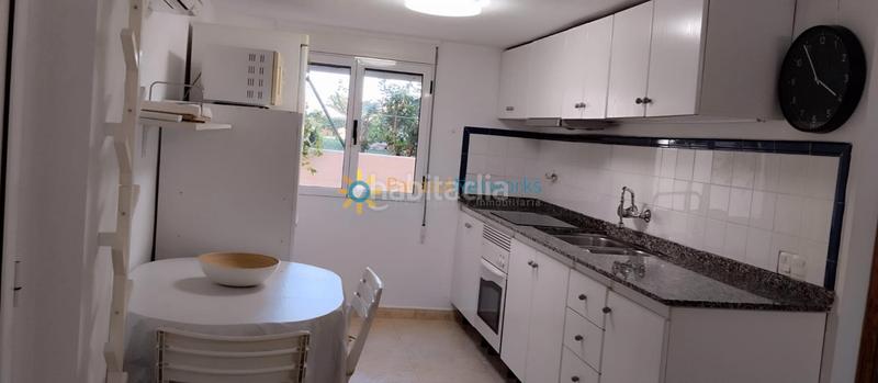 Foto 15a62b6a-06c3-4ced-989a-8ca70bb94d29. Lloguer planta baixa a Oliva playa Oliva