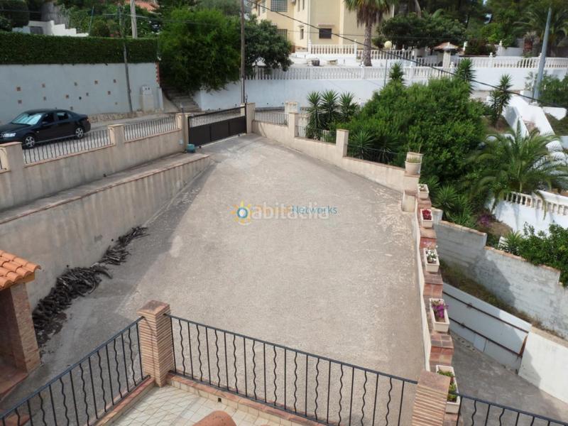 Foto 56863c45-5612-4cb2-93d0-88151326cd93. Chalet mit heizung parking in Oliva pueblo Oliva