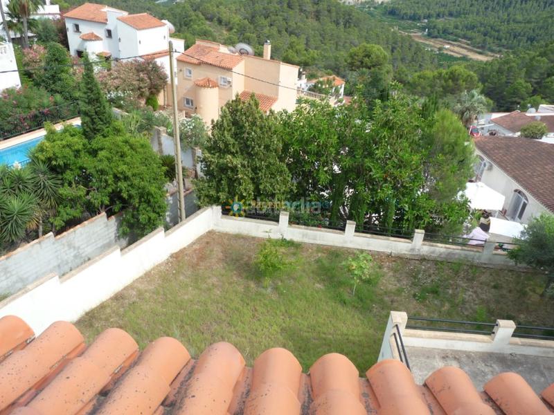 Foto bdfb6527-05f2-42cc-ab33-ba9a608254ff. Chalet mit heizung parking in Oliva pueblo Oliva