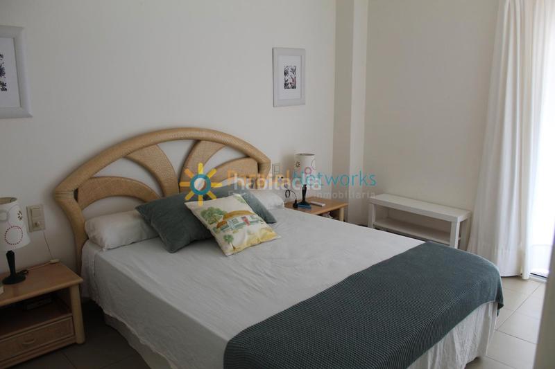 Foto f2ed36f2-8d5e-4803-904e-7b5cfacd6b49. Affitto appartamento con piscina in Oliva nova Oliva