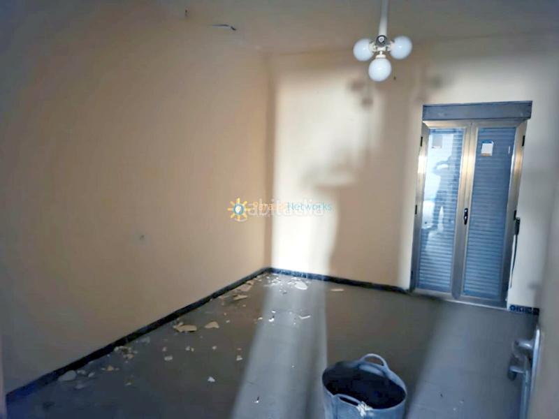 Foto edcbc9a1-fa4c-4bc7-9ef9-d59213b16523. Casa aparellada amb xemeneia a Alcàntera de Xúquer