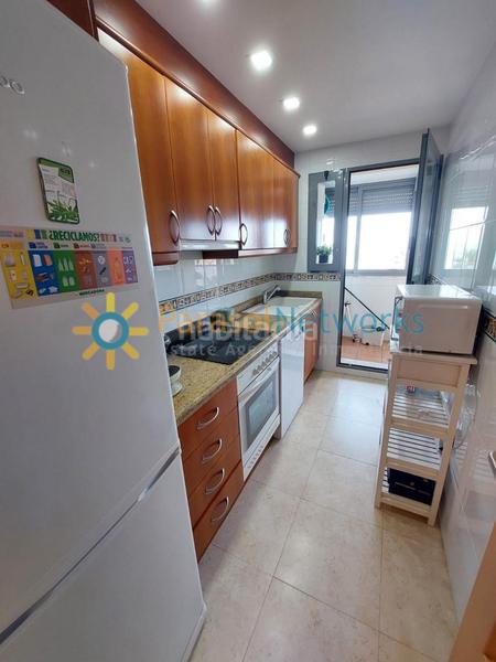 Foto 17597d1d-76df-432a-8d54-50a32ade2c21. Lloguer apartament amb aparcament piscina a Guardamar