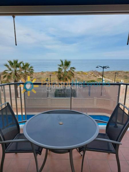 Foto 3a05ba31-d604-47fd-b20e-6f9ea9af1dad. Lloguer apartament amb aparcament piscina a Guardamar