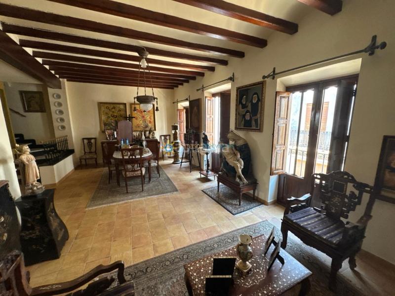 Foto 501c67c7-8dd8-4fcf-9a3d-eb7211389424. Casa aparellada amb xemeneia a Rafelcofer